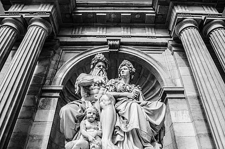 gray concrete statues thumbnail