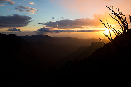 mountain range under golden hour thumbnail
