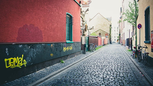 pavement between houses thumbnail