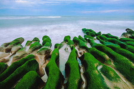 bird's-eye view of body of water thumbnail