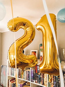 gold-colored 21 inflatable numbers thumbnail