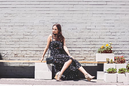 Woman Wearing Summer Dress Photo thumbnail
