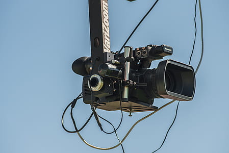black and gray camera thumbnail