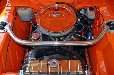 red engine bay thumbnail