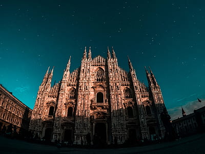 brown cathedral photo thumbnail