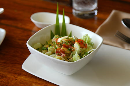 vegetable salad in bowl thumbnail