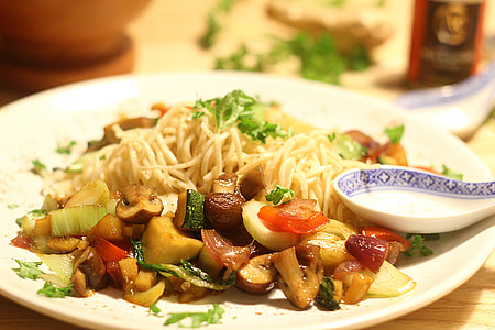 pasta dish on plate thumbnail