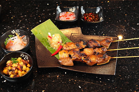 barbecues in plate with sauce thumbnail