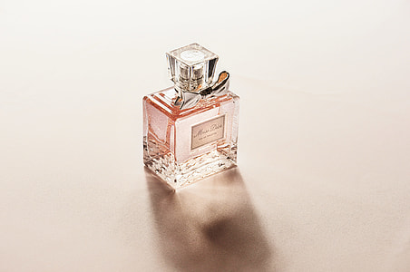 clear glass fragrance bottle thumbnail