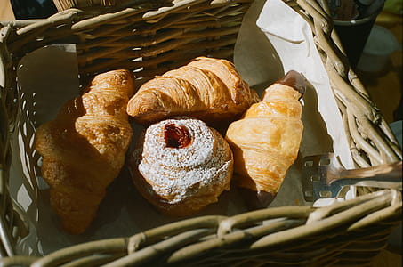 Three Crossini on Brown Wicker Basket thumbnail