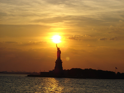 Statue of Liberty, New York during sunset thumbnail