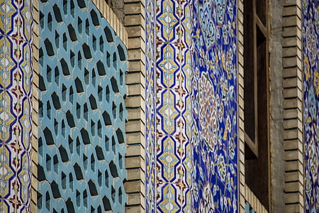 multicolored concrete wall thumbnail