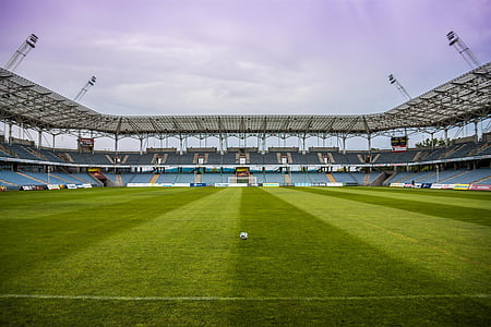 green football field thumbnail