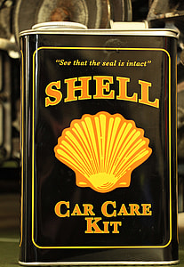 black Shell Car care kit can thumbnail