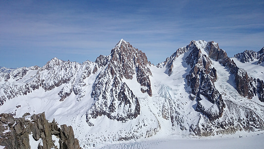 snow covered mountain thumbnail