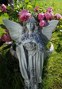 Fairy concrete statuete thumbnail