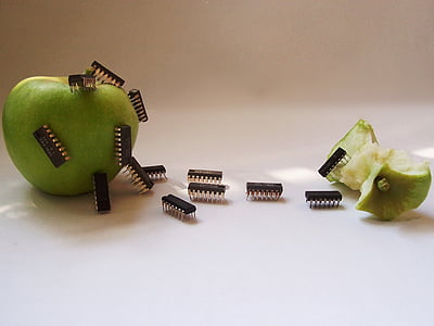 close-up photo of apple and adapter lot thumbnail