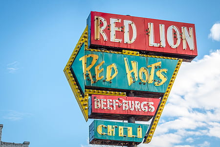 Red Lion, Red Hots, Beef Burgs and Chili signage thumbnail