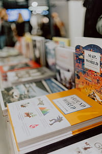 Many books in a bookstore thumbnail