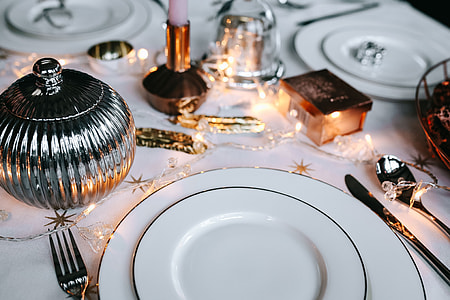 Christmas table decorations thumbnail