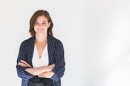 Modern businesswoman Portrait Photo thumbnail