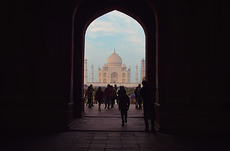 photography of crowd of people in Taj Mahal Indi thumbnail