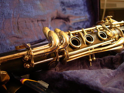 black clarinet thumbnail