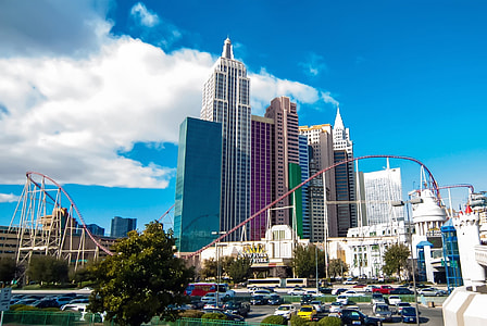 photography of high-rise building at daytime thumbnail
