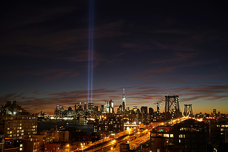 Brooklyn bridge during night thumbnail