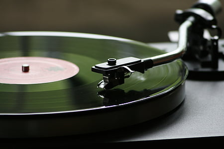 selective focus vinyl record and turntable thumbnail