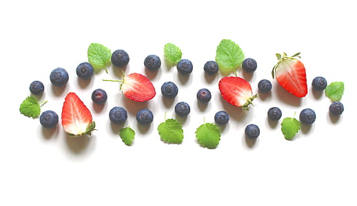 berries and strawberries fruits thumbnail