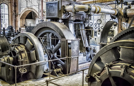 black industrial machines thumbnail