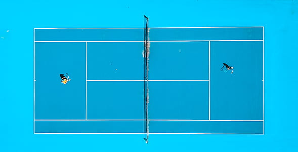 bird's-eye photography of tennis field thumbnail