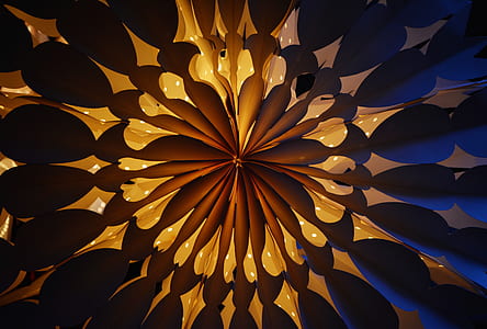 brown and orange kaleidescope illustration thumbnail