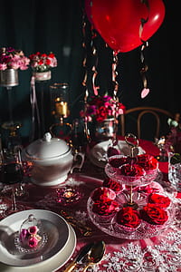Table Decorations & Flowers for Valentine thumbnail