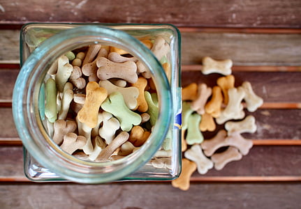 candies in jar thumbnail