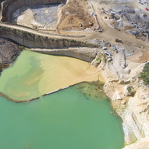 green body of water thumbnail
