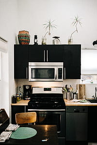kitchen isle and cupboard thumbnail