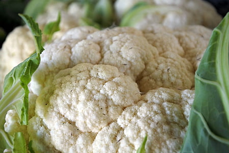 cauliflower close-up photo thumbnail