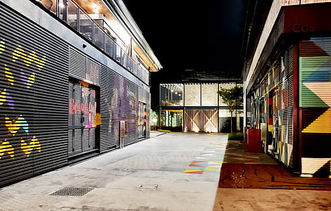 Multicolored Wall Houses thumbnail