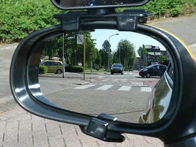 black SUV on road thumbnail