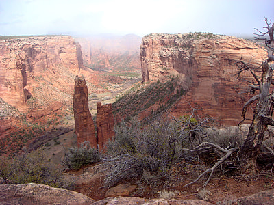 Spider Rock, Rock Formation thumbnail
