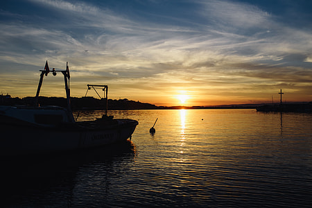 Sunset over the sea thumbnail