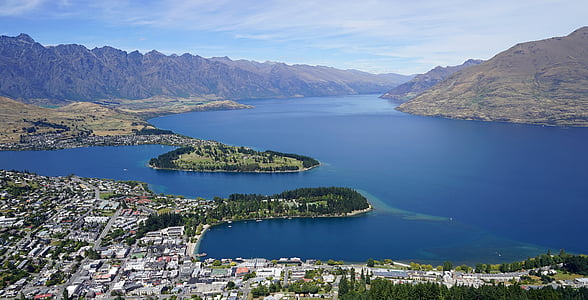 city beside lake thumbnail