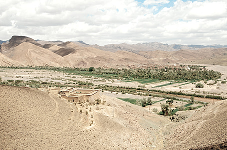 Desert, Mountains Landscape thumbnail