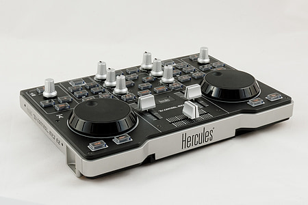 close-up photo of black and gray Hercules DJ turntable thumbnail
