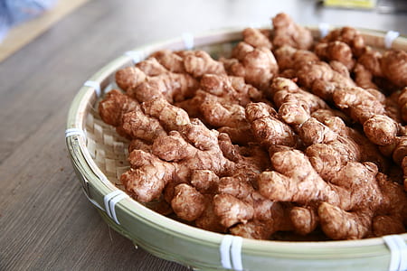 brown gingers on wicker basket thumbnail