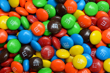assorted-color M&M's candy lot thumbnail