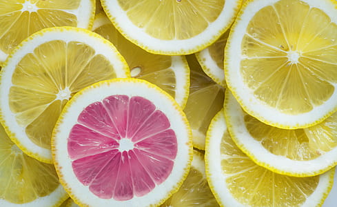 sliced lemons thumbnail