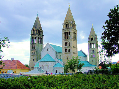 Cathedral with steeples in Pecs, Hungary thumbnail